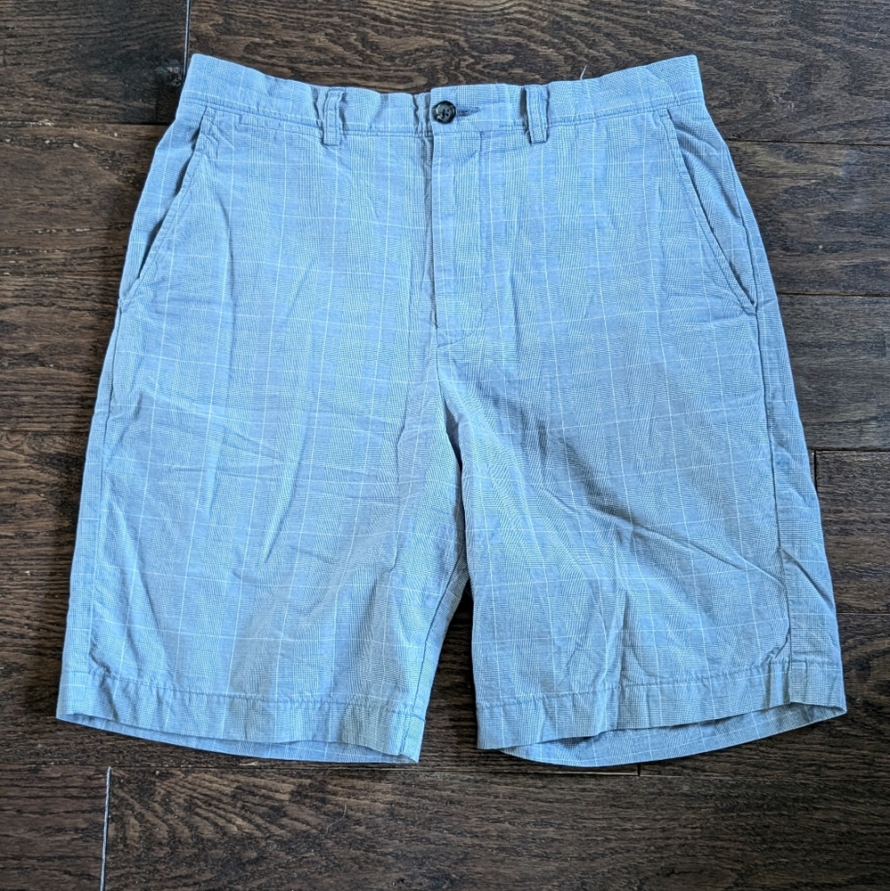 Johnston & Murphy Flat Front Shorts 9" Inseam Light Blue Plaid